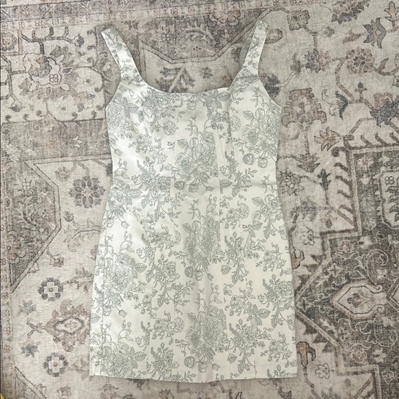 House of Harlow 1960 White and Green Floral Mini Dress - Picture 1 of 5